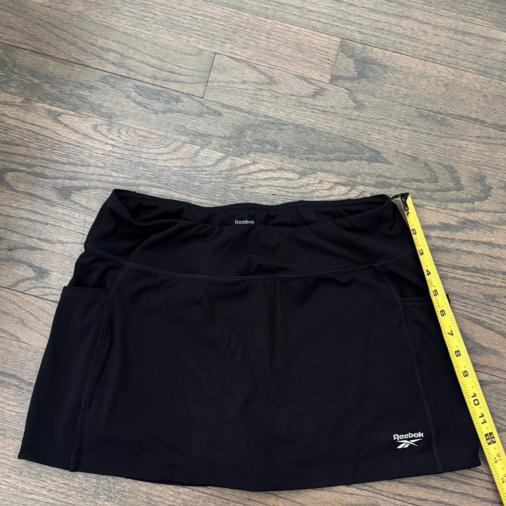 Reebok Black Performance Tennis Skort with Logo - Picture 2 of 9